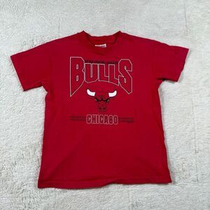 Vintage 90s Chicago Bulls NBA Basketball Short Sleeve Tee T Shirt